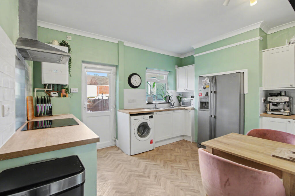 Dryden Street, Swindon, SN1 photo 2