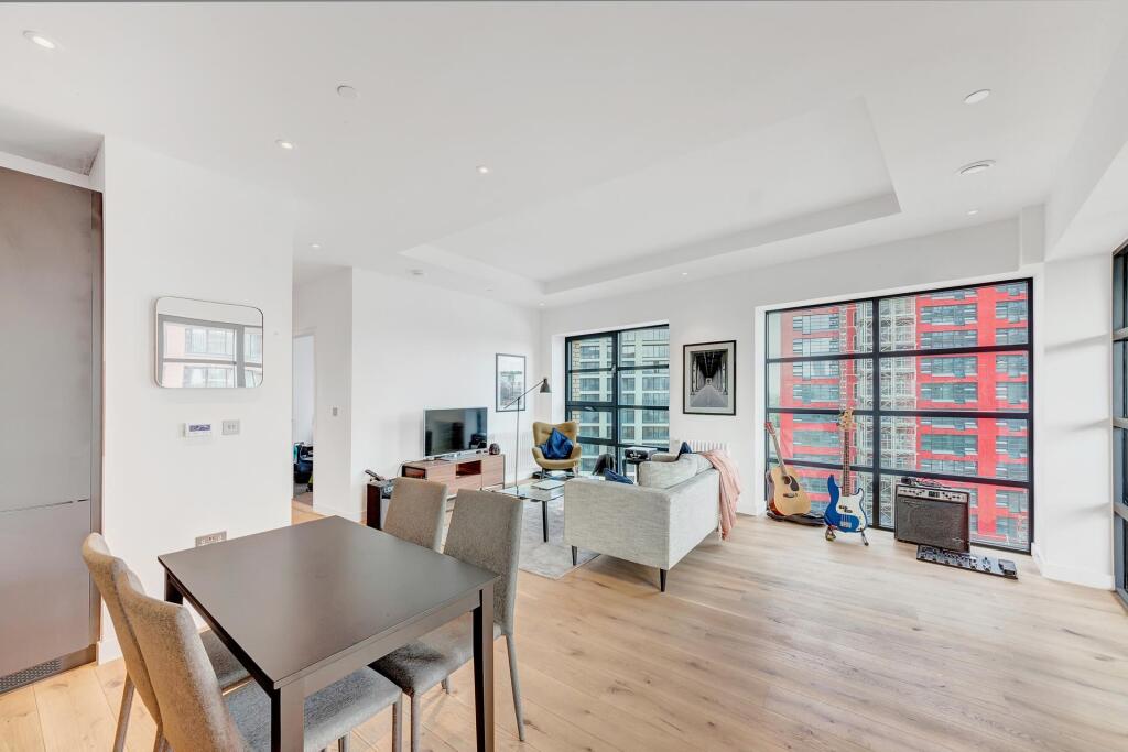 Amelia House, London City Island, London, E14 photo 4