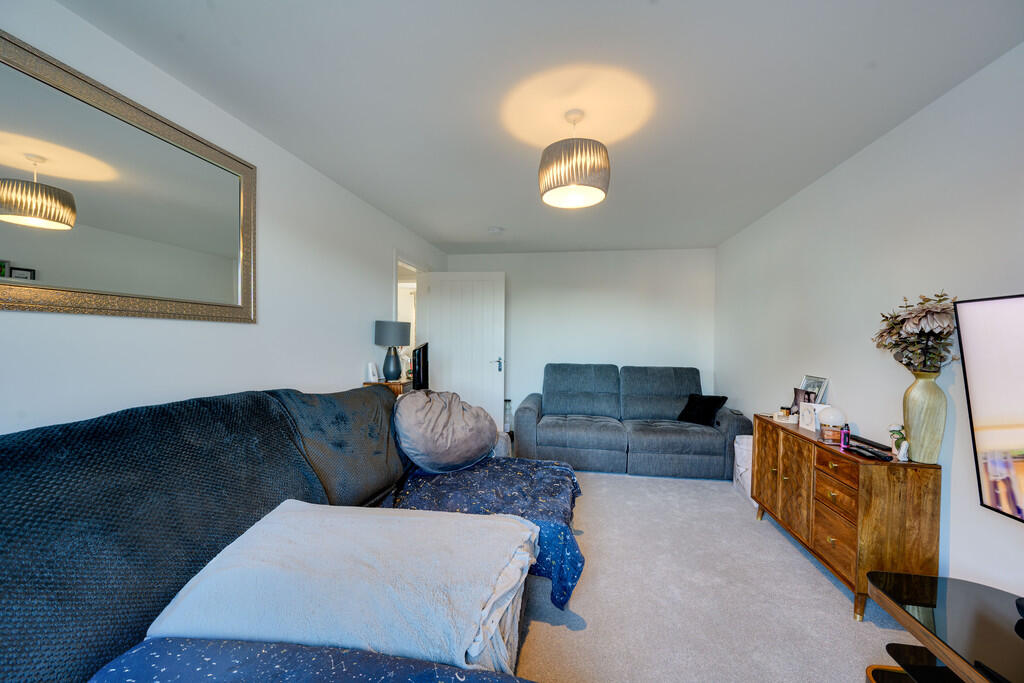 Cowpasture Drive, Felixstowe photo 4