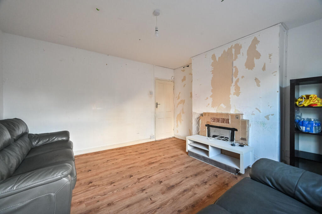Apartment in London, Bromley-by-Bow, Poplar - More