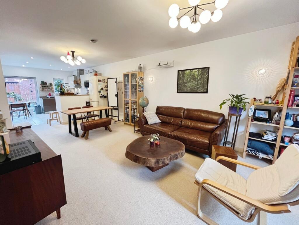 Montmano Drive, West Didsbury, Manchester, M20 photo 4