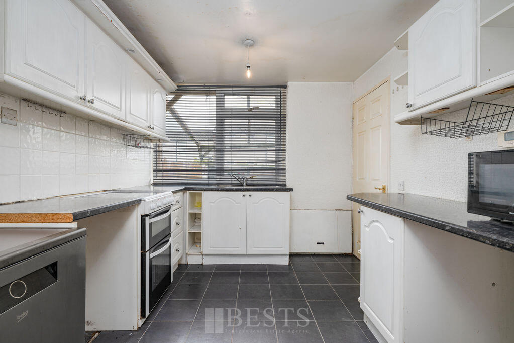 House in Runcorn, Halton Brook, The Brow - View 4