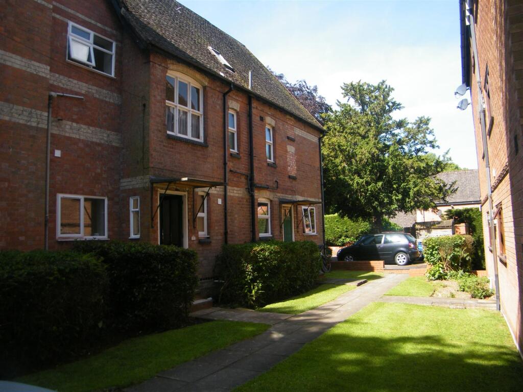 Main image of property: Derby Lodge, Lillington Road
