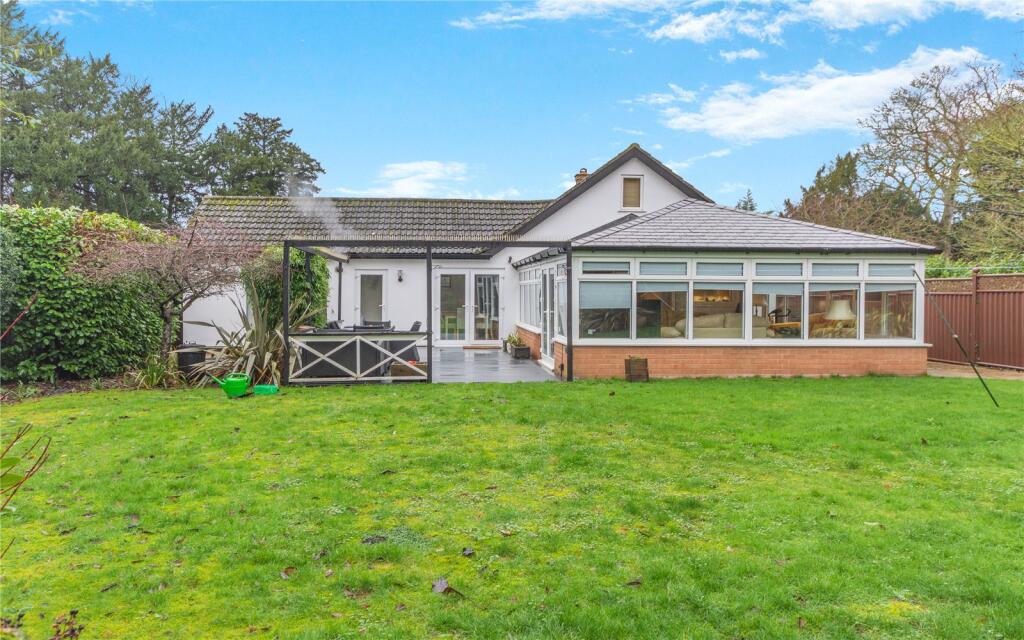 Main image of property: Leake Road, Gotham, Nottingham, Nottinghamshire, NG11