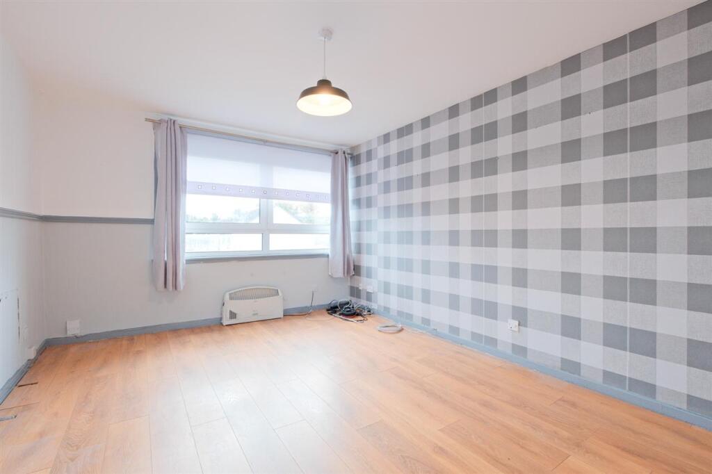 Apartment in Hamilton, Chantinghall - View 5