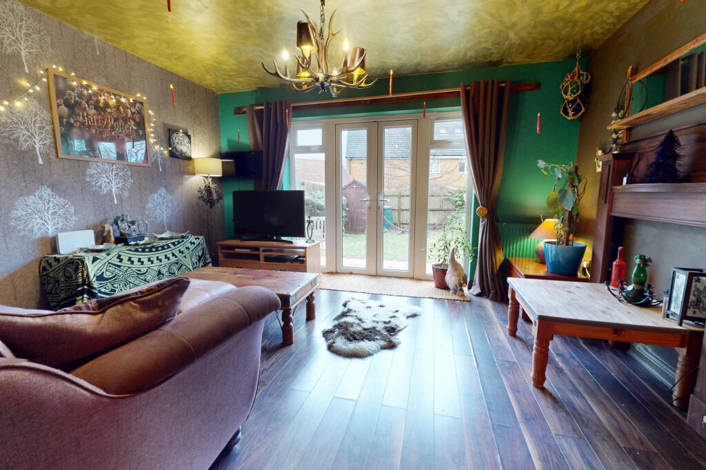 Harry Saunders Lane, Repton Park TN23 3FA photo 3
