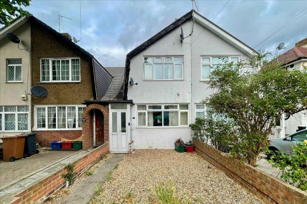2-bed terraced on The Drive, Feltham, Middlesex, TW14, £410,000