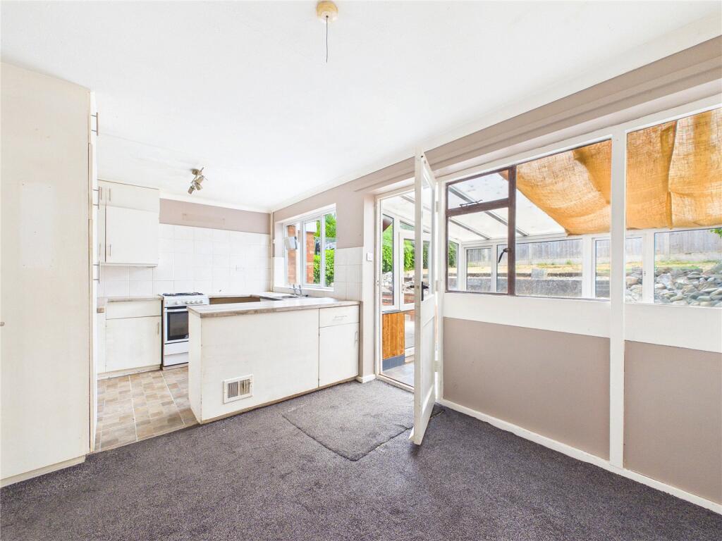 House in Worcester - View 2