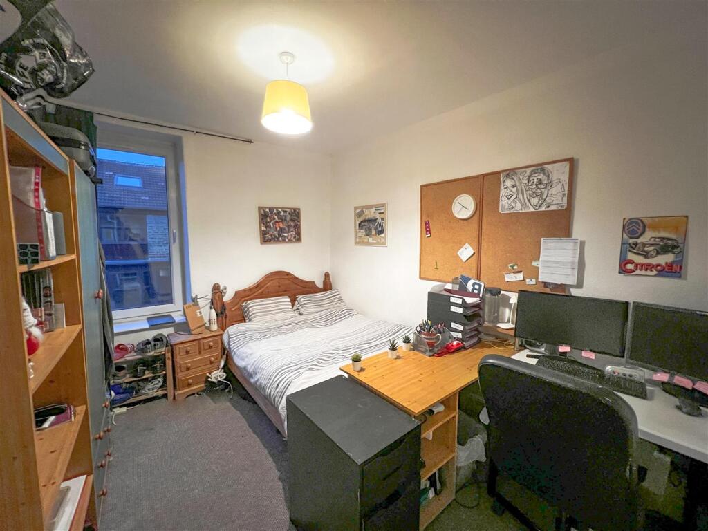 House in Sheffield - View 5