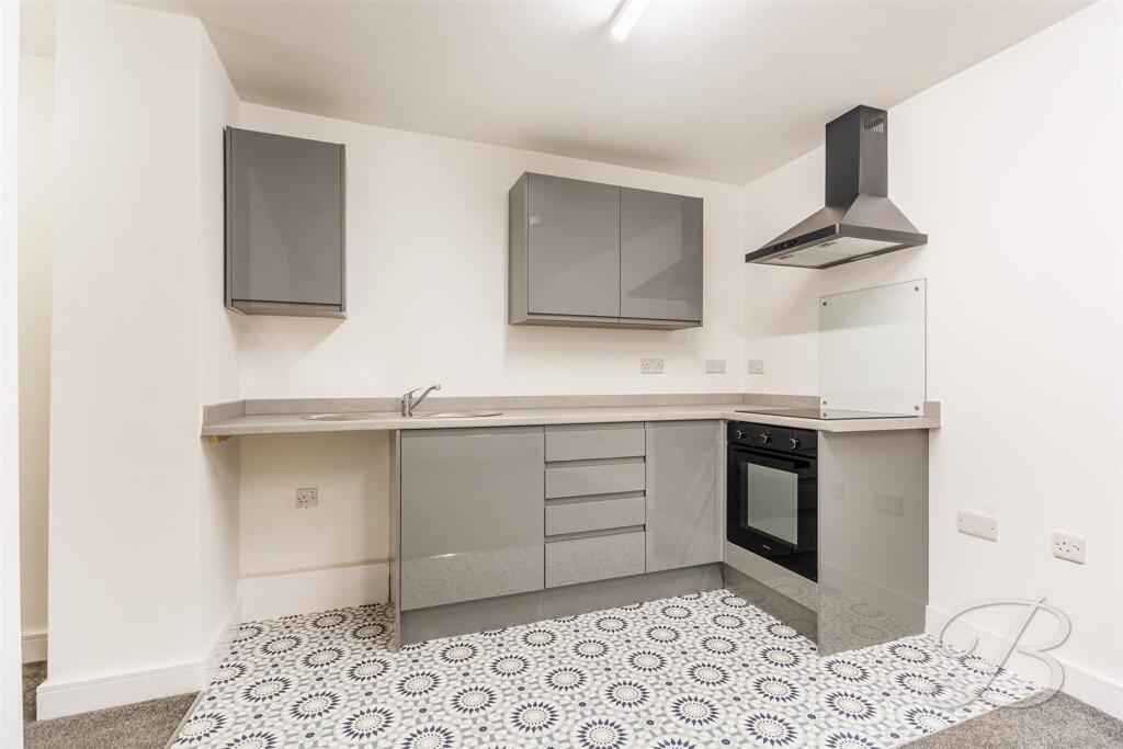 Apartment in Mansfield, Nottinghamshire - View 3