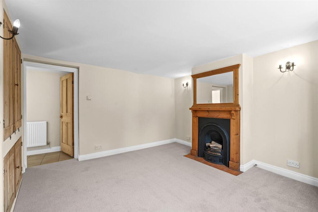 House in Boughton - View 2