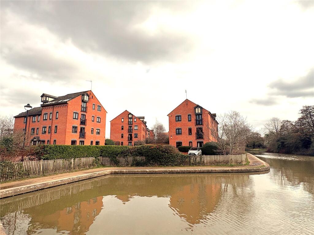 Main image of property: The Moorings, Myton Road, Leamington Spa, CV31