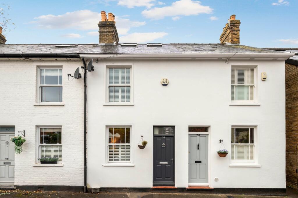 New Road, Weybridge, KT13 photo 2