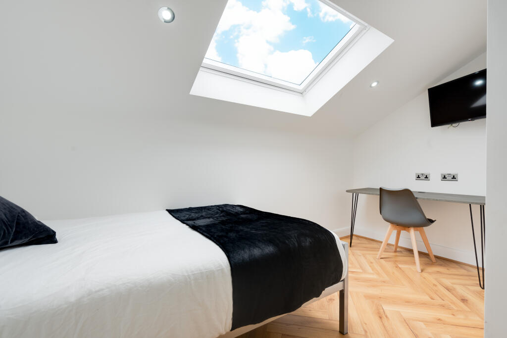 1 bedroom house share for rent