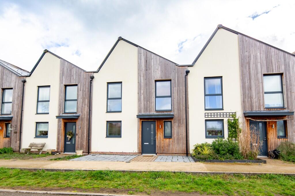 Main image of property: Braeburn Avenue, Bicester, Oxfordshire, OX27