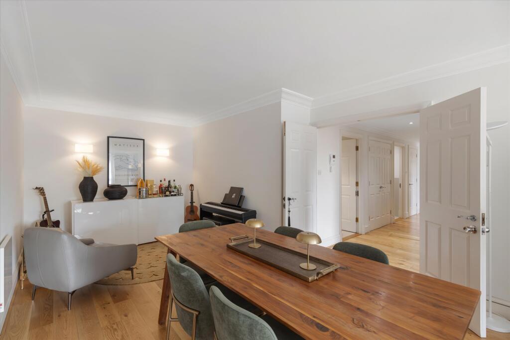 Apartment in London - View 5
