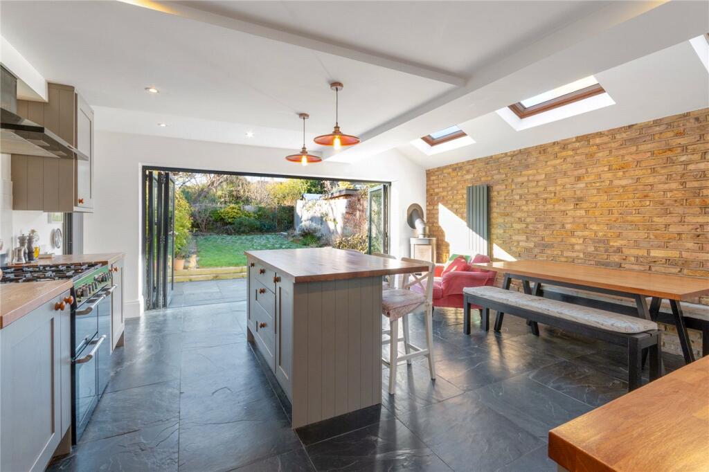 Thurlestone Road, West  Norwood, London, SE27 photo 4