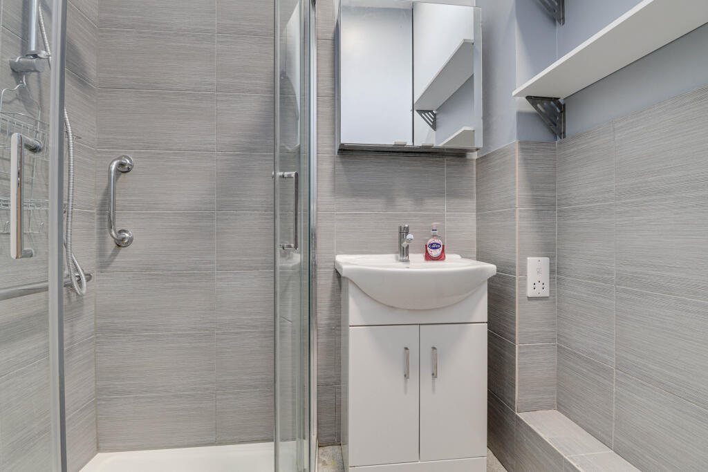 Additional image 10 of Milton Road, Harpenden, Hertfordshire, AL5