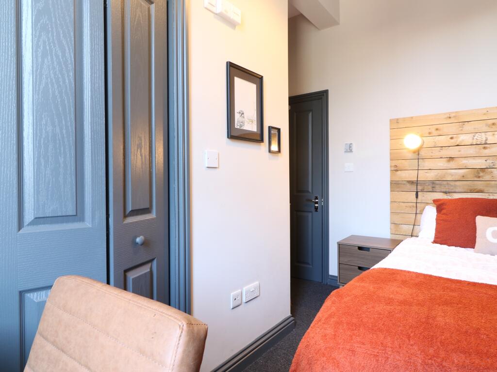 Main image of property: Oxford Road