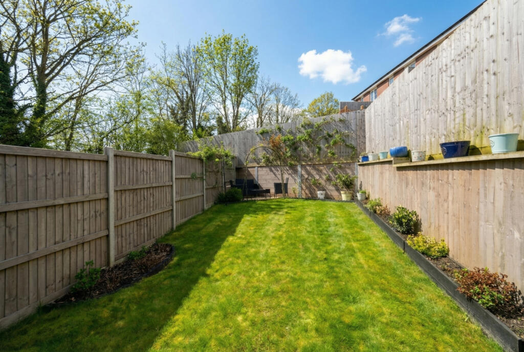 King Charles Drive, Stansted, Essex, CM24 photo 3