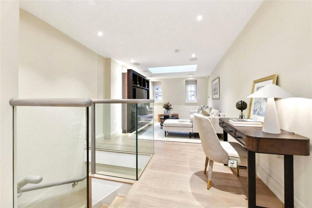 Apartment in London - View 3