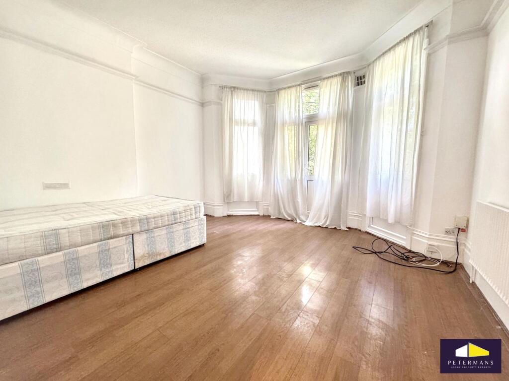 Main image of property: 66 Bromley Road, London, SE6