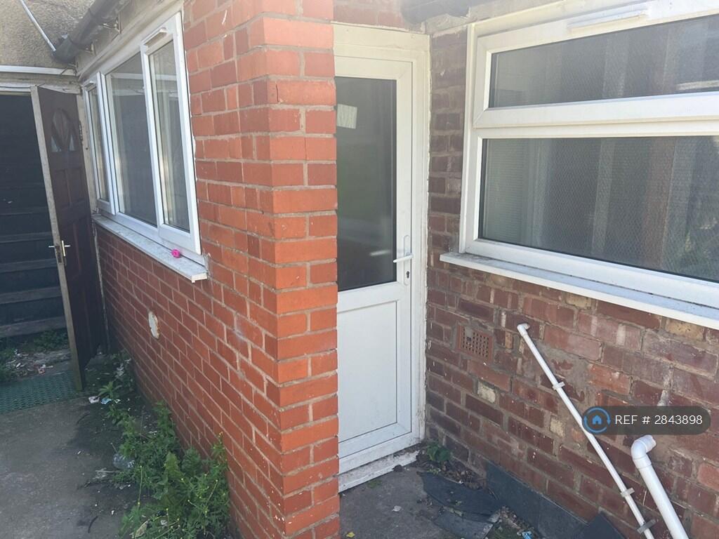 Additional image 2 of Causeway Green Road, Sandwell, B68