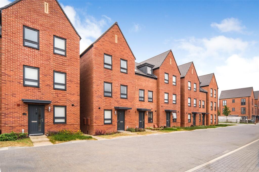 Main image of property: Hornbeam Mews, Houghton Regis, Dunstable, LU5