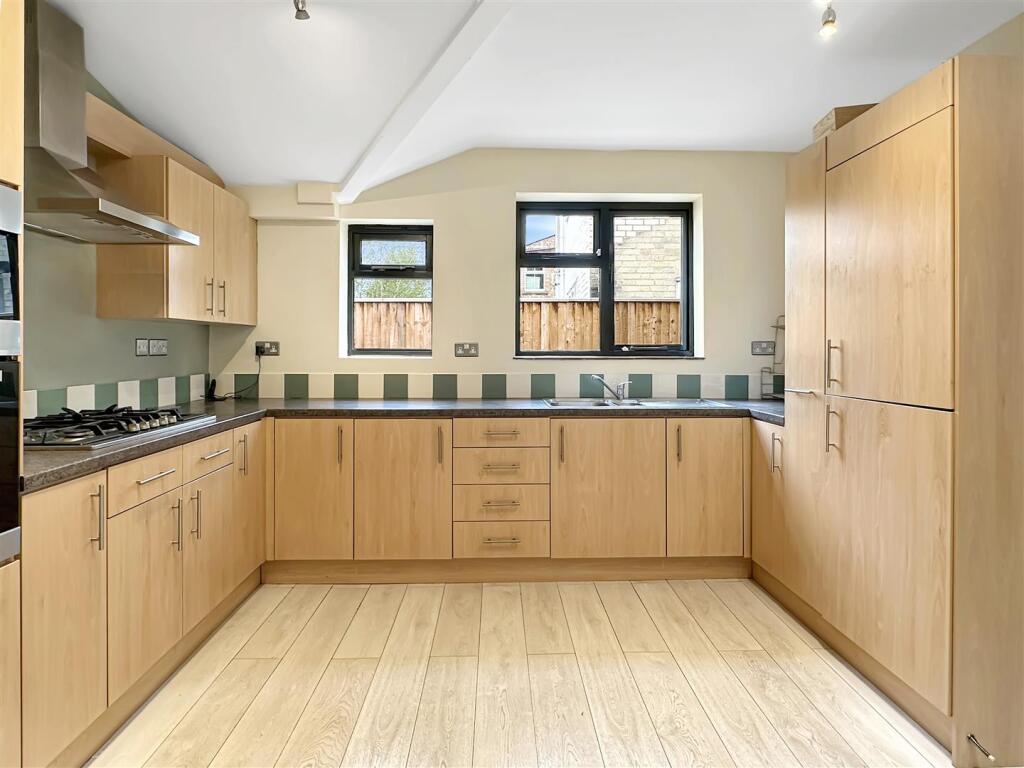 Pepys Terrace, Impington, Cambridge photo 4