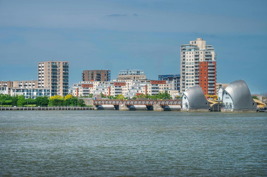 UNIT C ANCHORAGE POINT CHARLTON LONDON SE7_062.jpg