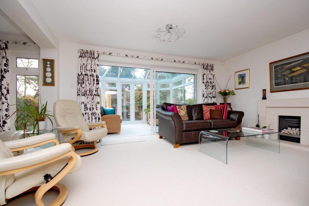 House in London, Hawkwood, Chislehurst - View 3