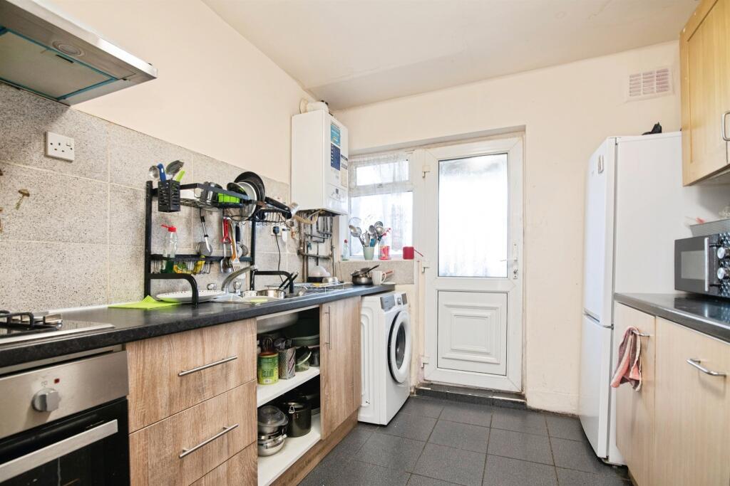House in Sandwell, West Midlands - View 5