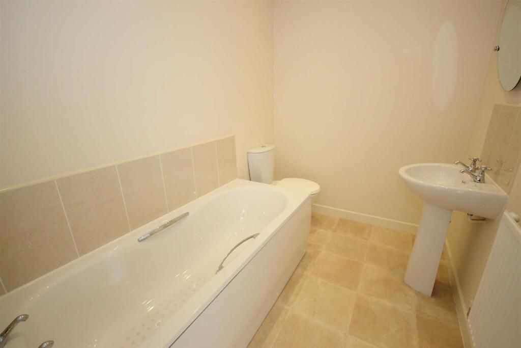 8 Juniper Way, Durham City - View 4