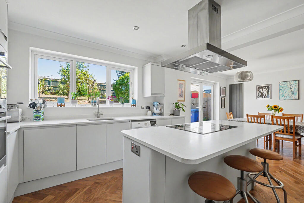 House in Swale, Eden Village - More