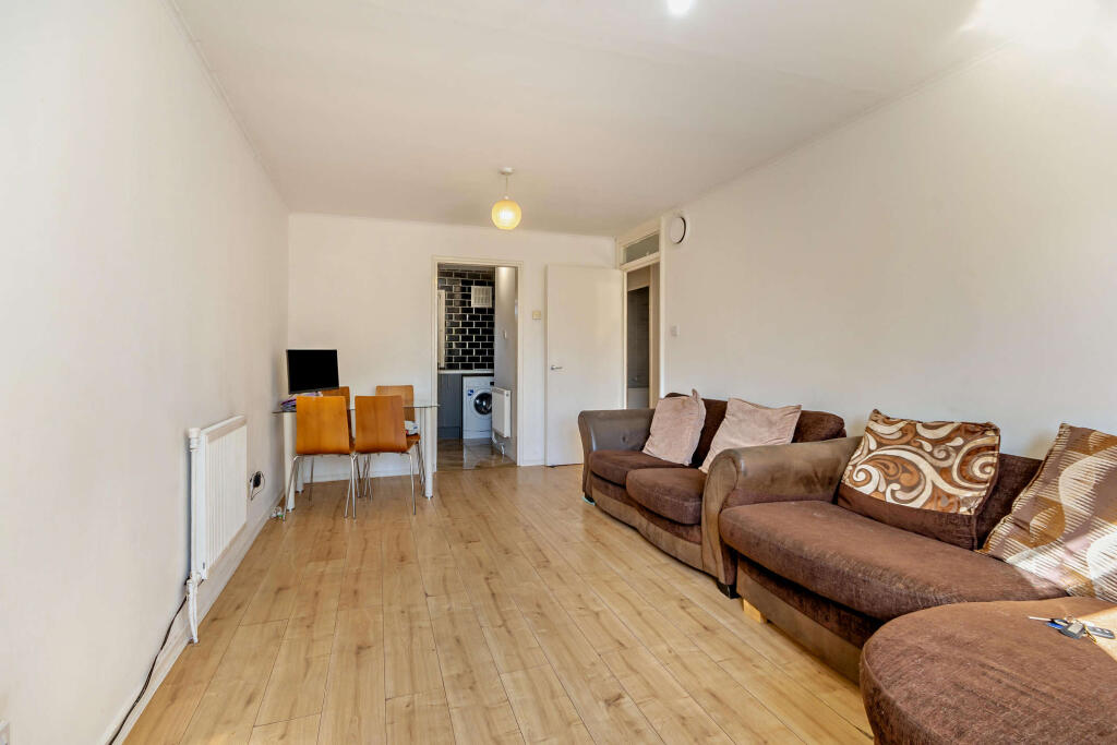 Apartment in Twickenham - View 5