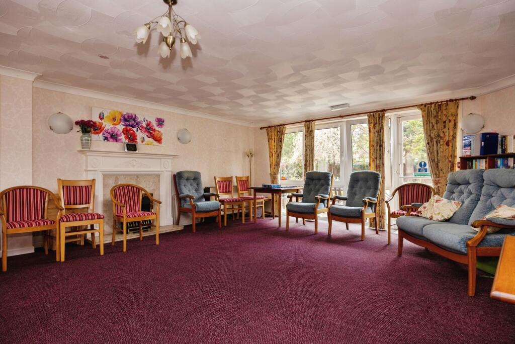 Apartment in Guildford - More