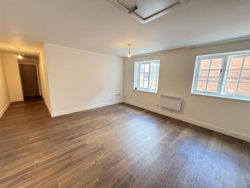 Additional image 8 of High Street, Coleshill