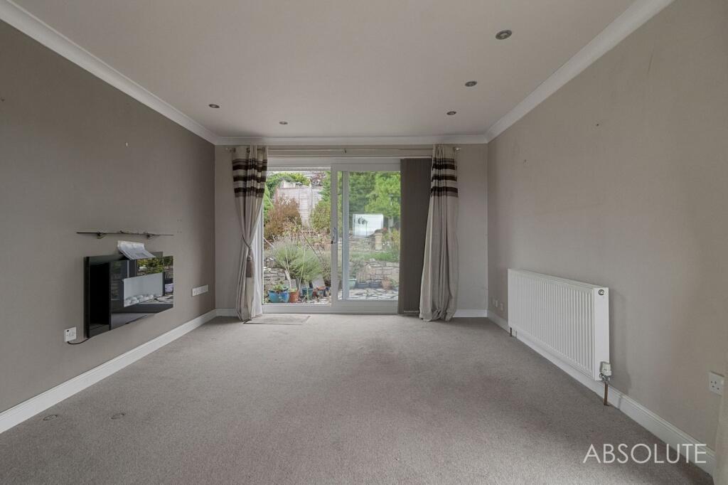 Purbeck Avenue, Torquay, TQ2 photo 3