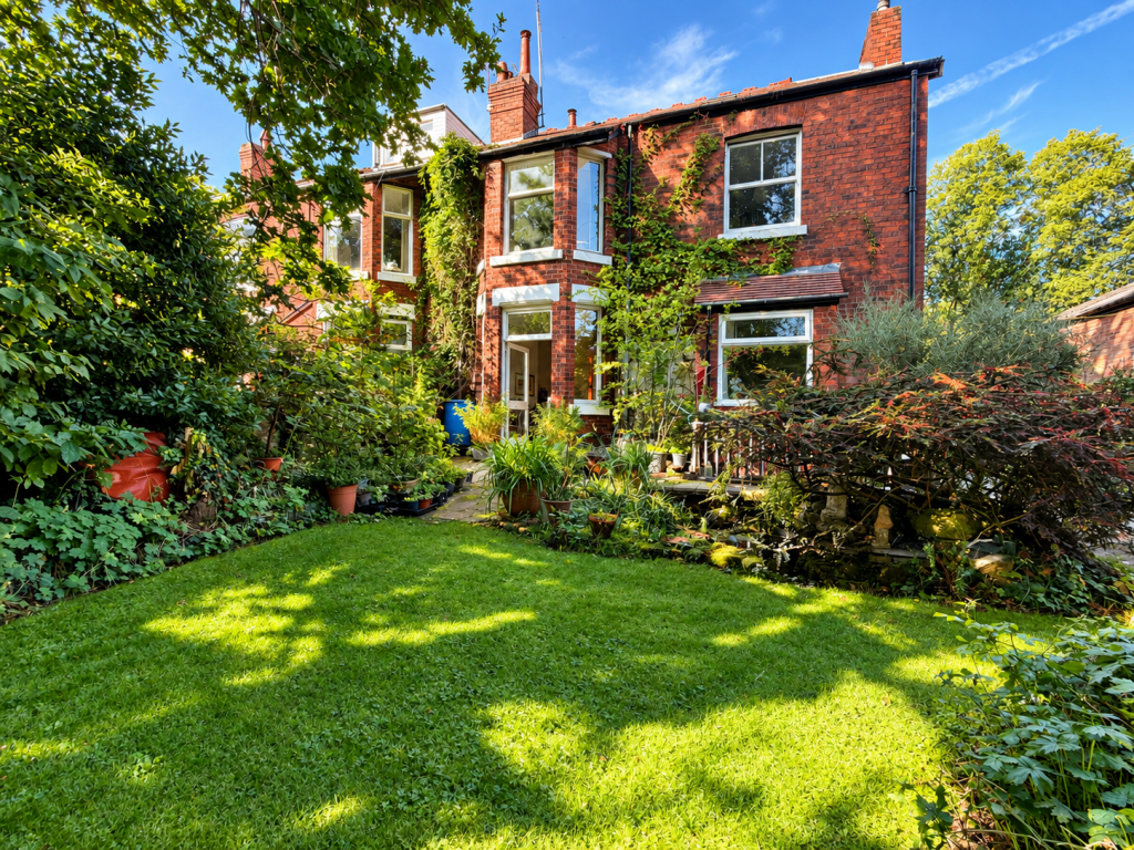 House in Stockport, Mile End, Davenport - View 5