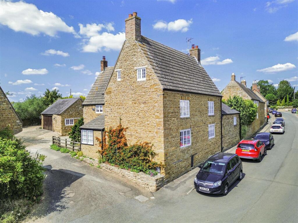 Main image of property: High Street, Ecton, Northampton, NN6