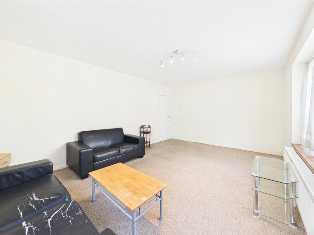 Apartment in London, Spring Grove - More