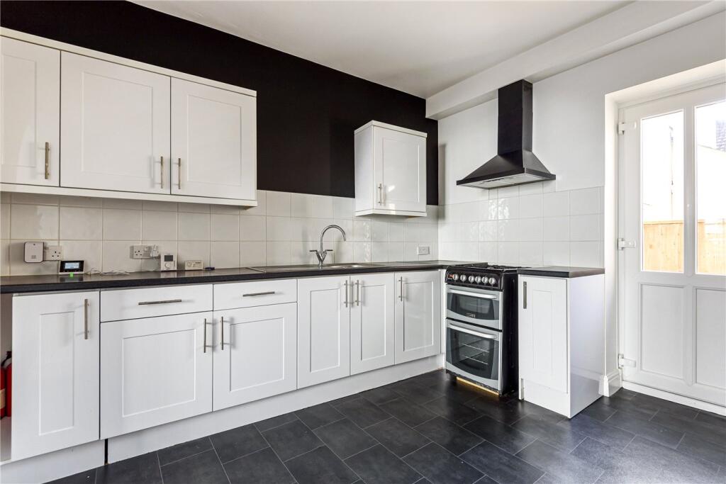 Clarence Road, Exmouth, Devon, EX8 photo 4