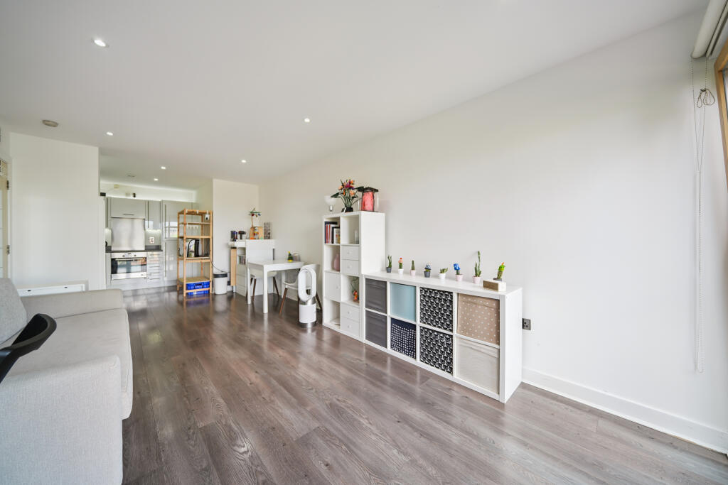 Apartment in Glasgow - View 4