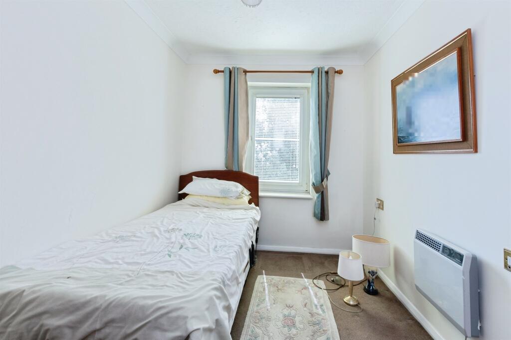Apartment in Bournemouth - More