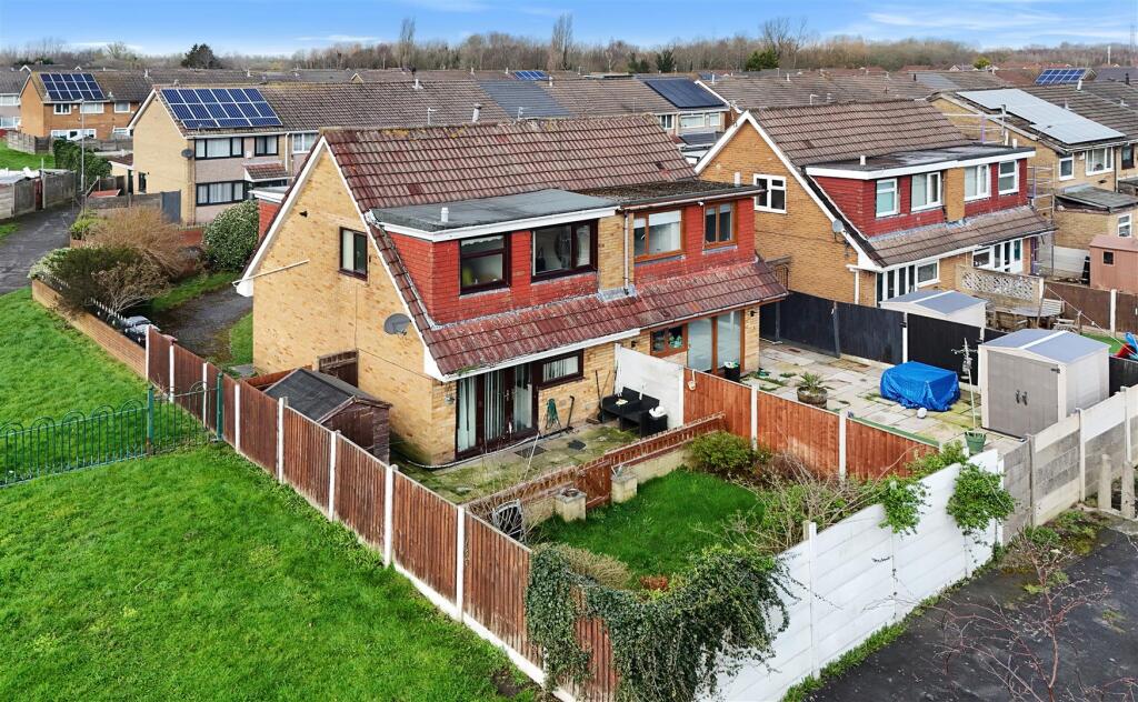 Alma Close, Fazakerley, Liverpool photo 2