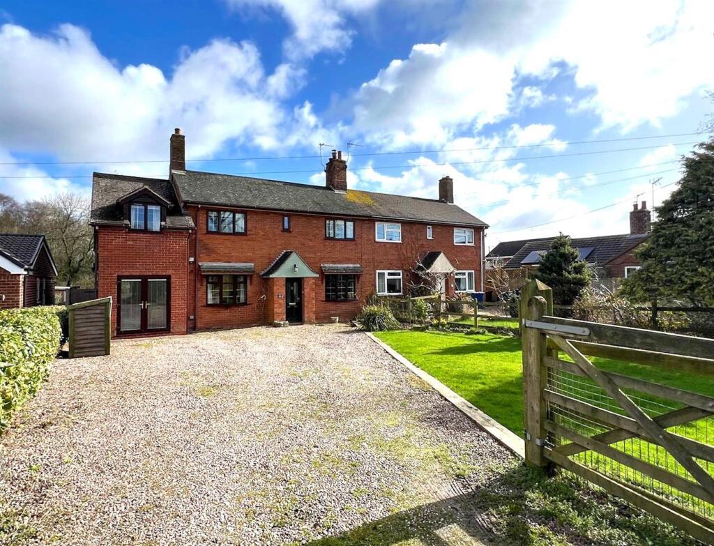 Main image of property: Meadowside, Saverley Green, ST11 9QX