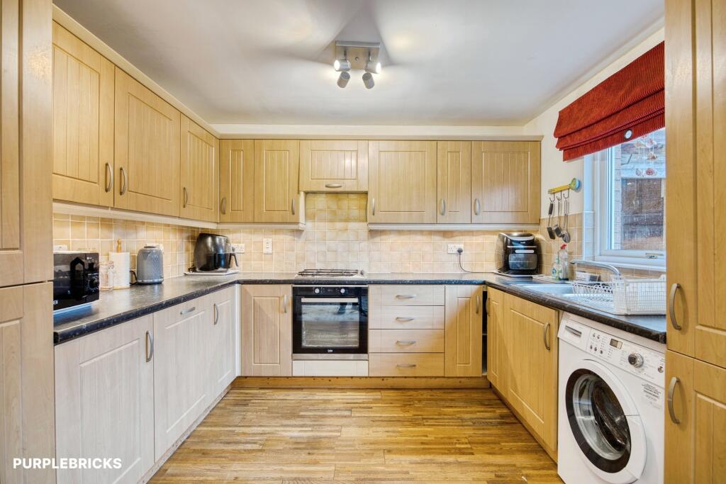 House in Glasgow - More