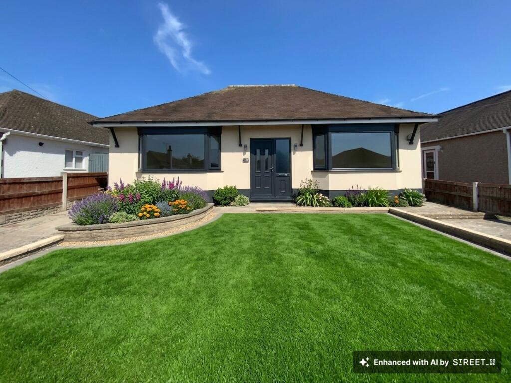 3-bed detached on Gillian Drive, Rhyl, LL18, £295,000