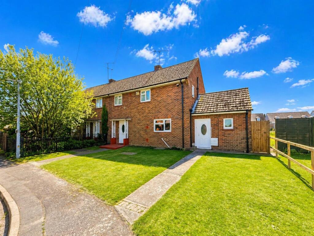 Main image of property: Pump Mead Close, Southminster