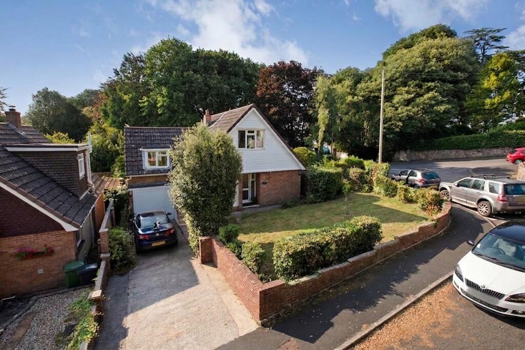 Main image of property: East Cliff Close, Dawlish, EX7